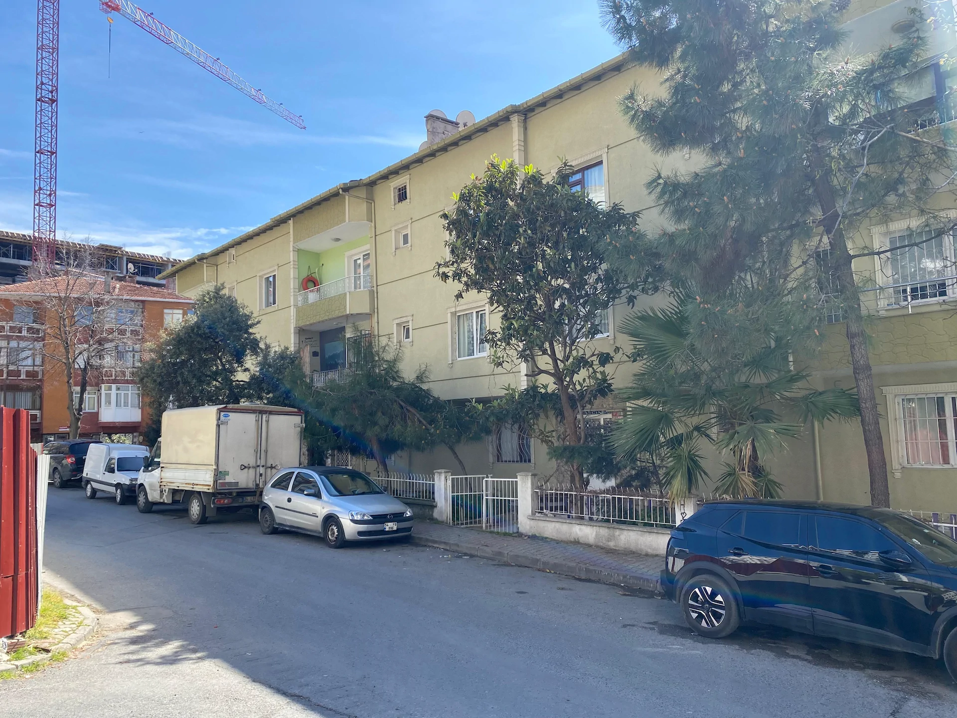 Celal Yalçın Apartment, photo 1 of 3